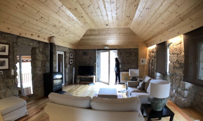 Casteloes Cottage | Casa Outeiro for 6 persons