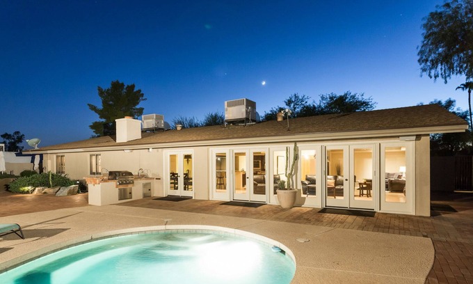 Paradise Valley Village House | Casa Paraiso 3 BR by Casago