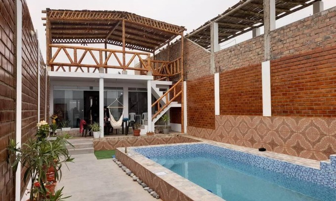 Cerro Azul House | CASA PLAYA REFUGIO AZUL