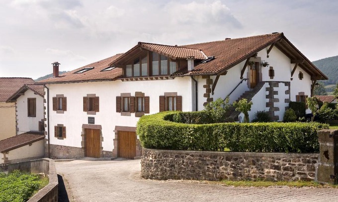Ultzama House | Casa rural ALBIRENA