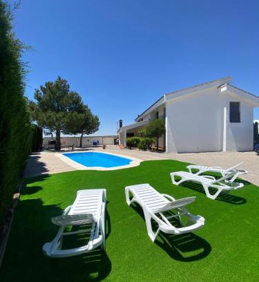 Alcala del Jucar House | Casa Rural El Pino