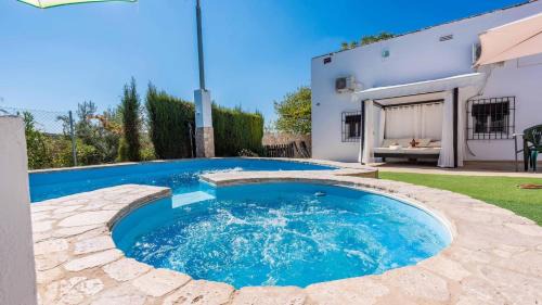 Cabra House | Casa Rural El Viso Rute by Ruralidays