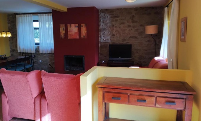 La Poveda de Soria House | Casa rural La Poveda