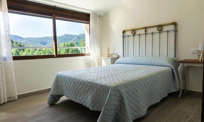 Los Giles House | Casa rural Mirador del Río Tus, en Yeste