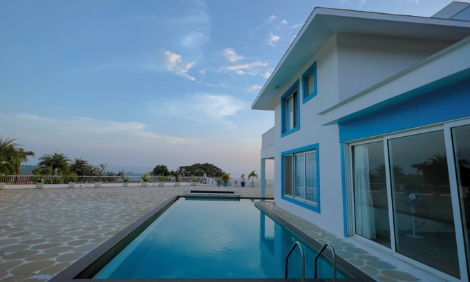 Morjim Hotel | Casa Singh BY Akama Homes