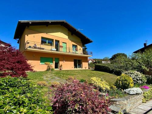 Comero Apartment | Casa vacanza Veronica con giardino