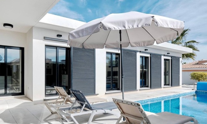 San Fulgencio Villa | Casa van Gelder in San Fugencio/Alicante with heated waters