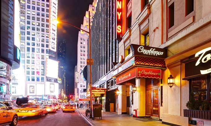 Theater District Hotel | Casablanca Hotel by Library Hotel Collection
