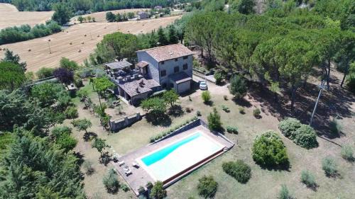 San Venanzo House | Casale dei Puppi, una bellissima casa rustica
