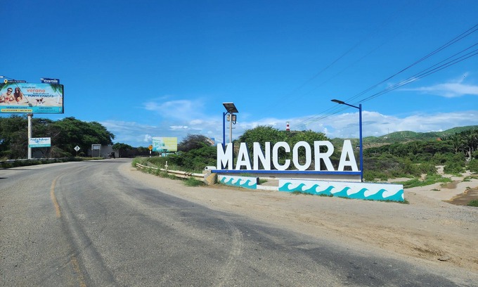 Las Pocitas House | CasaPia in front of the Sea! Mancora.