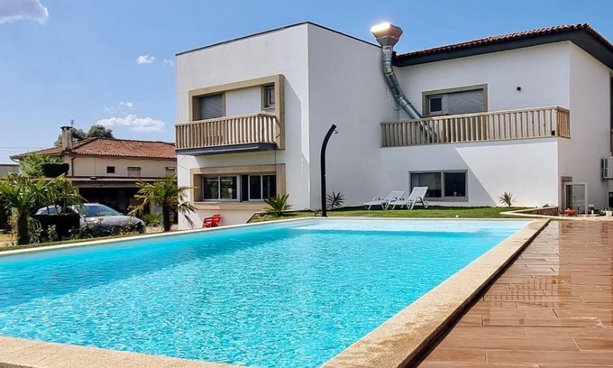 Braga House | Casas Castelhano - Minho Braga