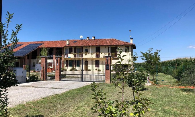 Fossano Bed & Breakfast | Cascina 'La Giardina'
