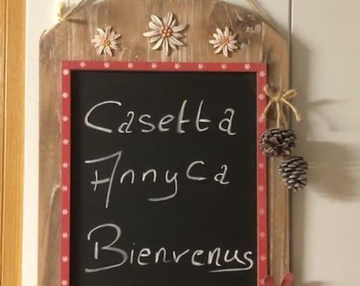 Bourg-Saint-Pierre Apartment | Casetta AnnyCa