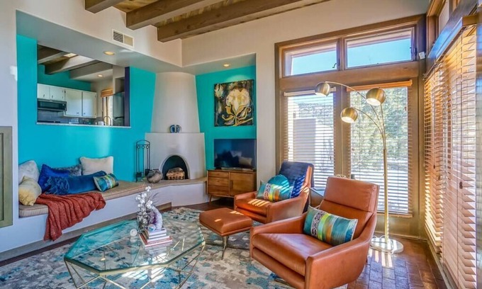 Nambe Pueblo House | Casita Cotón - 2 bed, 2 bath, sleeps 6. Mountain views!