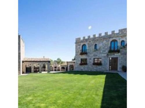 Sasamon House | Castillo Goyito
