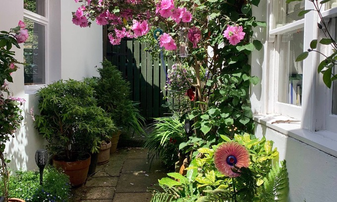 South Charlton House | Castle View Guest House