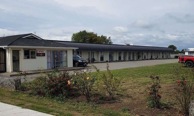Foxton Hotel | Castletown Motel