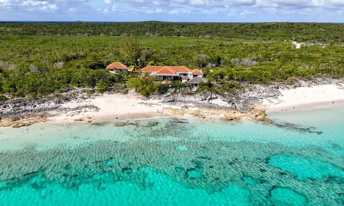 Pigeon Cay House | Cat's Cove, Pigeon Cay - 2 Acres w/Private Beach