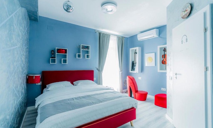 Oradea House | Catharsis House - self check in and self checkout