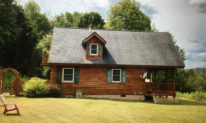 Franklin Ski Chalet | Catskill BoHo 2 Bedroom 2Bath Chalet 20 minutes from Baseball camp
