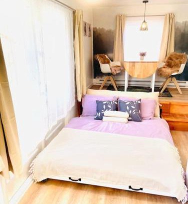 Highmount Apartment | Catskill Cabin Little Owl Apt 1