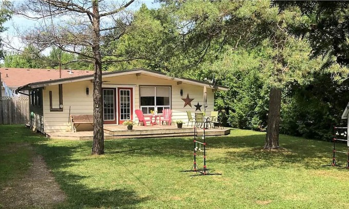 Bayfield Cottage | Cedar Nest - AC, large yard