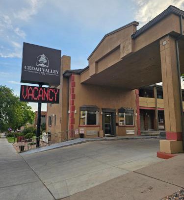 Cedar City Hotel | Cedar Valley Inn