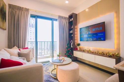Ibbanwala Apartment | Celestara Luxury Colombo Apartment at Trizen with Pool, City View