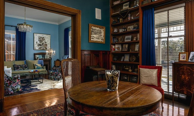 Downtown Bed & Breakfast | Celestine Bed and Breakfast