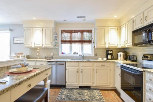 East Harwich House | Central AC Game Room & Outdoor Shower