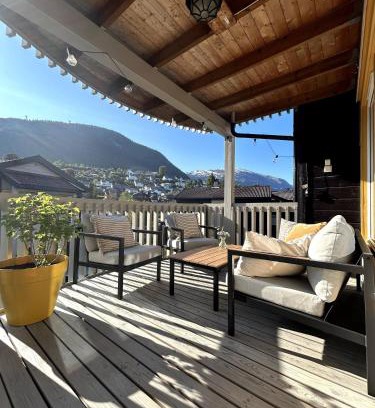 Voss Apartment | Central Apartment with a View