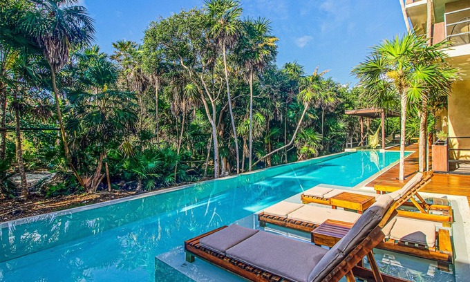 Tulsayab Apartment | Central apartment with amazing Caribbean views, balcony, beach-view pool, & AC