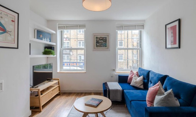 Somers Town Apartment | Central Euston One Bedroom Home