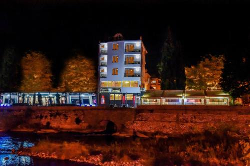 Lyaskovo Hotel | Central Guest Rooms