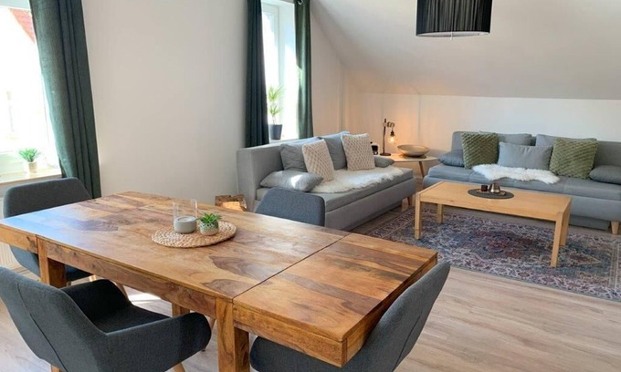 Osnabrueck Apartment | Central: Lovingly renovated 85m2 apartment in the Katharina Boardinghouse