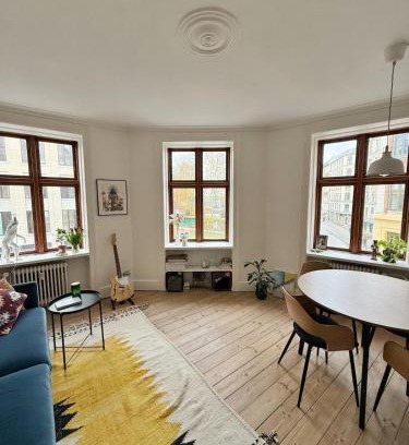 København V Apartment | Central & Stylish 3-person Apt I 5 Min to Metro