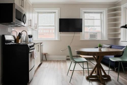 Back Bay West Apartment | Centrally located 1bed Newbury Street