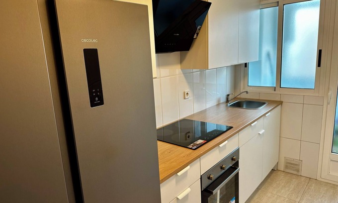 Santomera Apartment | Centrally located apartment with free garage