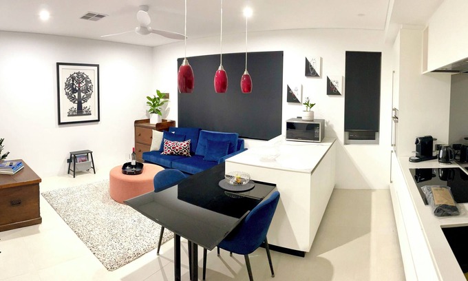 Wembley Apartment | Centrally located fully self-contained private apartment.