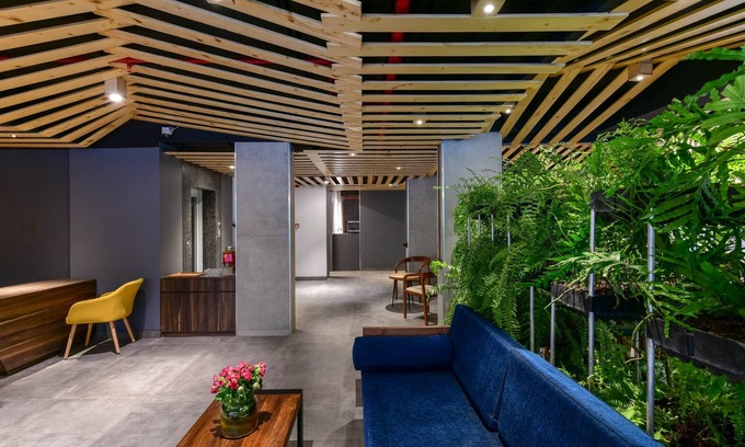 Shivajinagar Hotel | Centro