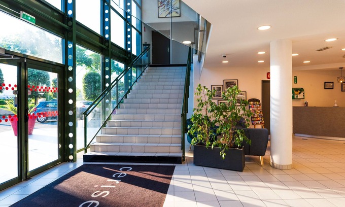 Valence Apartment | Cerise Valence