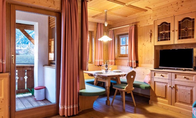 Ortisei Apartment | Cesa Valeria App Monika