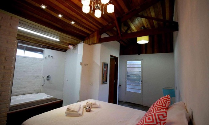 Centro House | Chácara Andó Bed And Breakfast