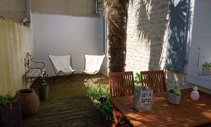 Saint-Denis-d'Oleron House | CHAI IN THE CENTER VILLAGE ST DENIS OF OLERON PROXIMITY BEACH TRADE MARKET