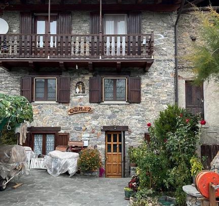 Saint-Nicolas Apartment | Chaillod 2