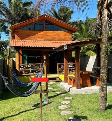 Armacao do Tairu House | Chalé de Madeira, a 60m do mar em condomínio