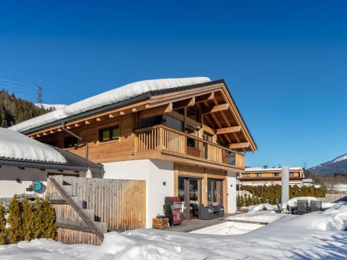 Schonbach Ski Chalet | Chalet in Neukirchen by Wildkogel Ski Slopes