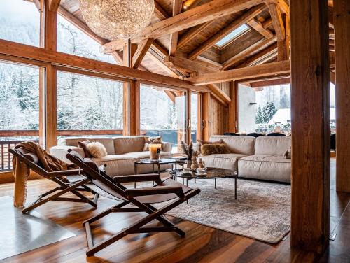 Les Praz-de-Chamonix Ski Chalet | Chalet Bonami 450 m2 salle cinema jacuzzi hammam
