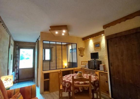Bonneval-sur-Arc Apartment | Chalet Campanule