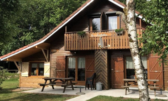 Xonrupt-Longemer Ski Chalet | Chalet CHLOE - 6 pers - BBQ/park/WIFI - 5 min from GERARDMER